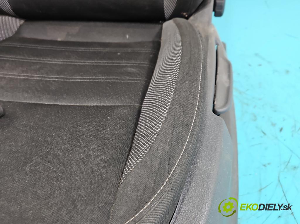 Skoda Octavia III 2013- 2.0 TSI 190 HP automatic 140 kW 1984 cm3 5- Sedačka ľavý  (Sedadlo)