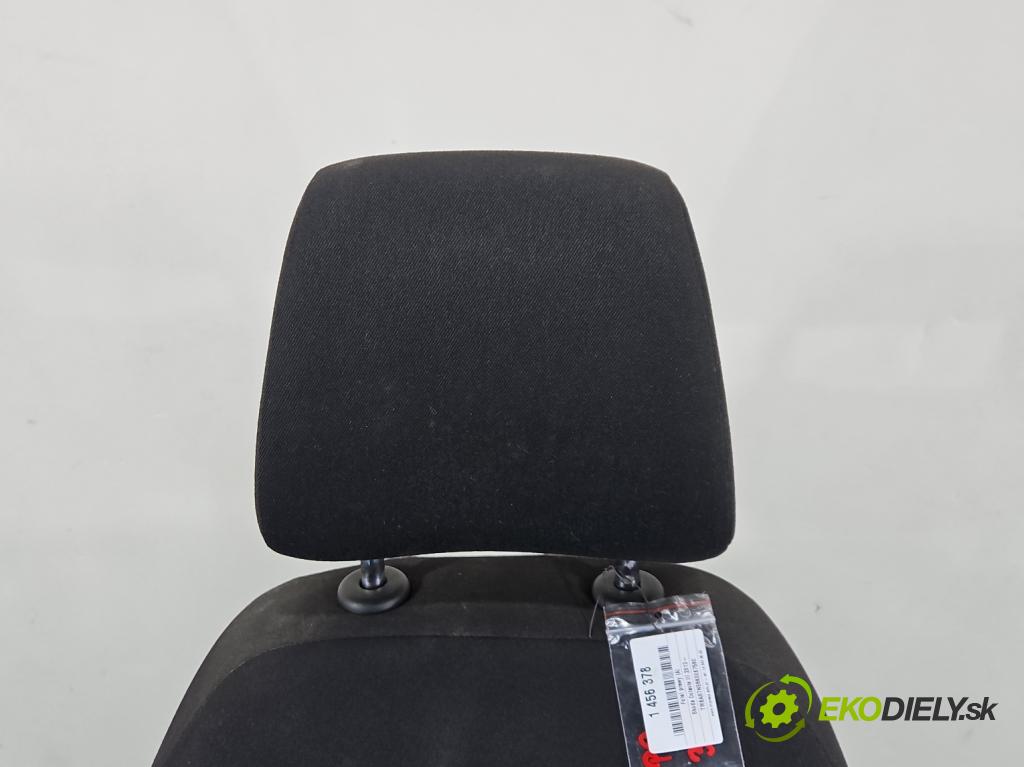 Skoda Octavia III 2013- 2.0 TSI 190 HP automatic 140 kW 1984 cm3 5- Sedačka pravý  (Sedadlo)