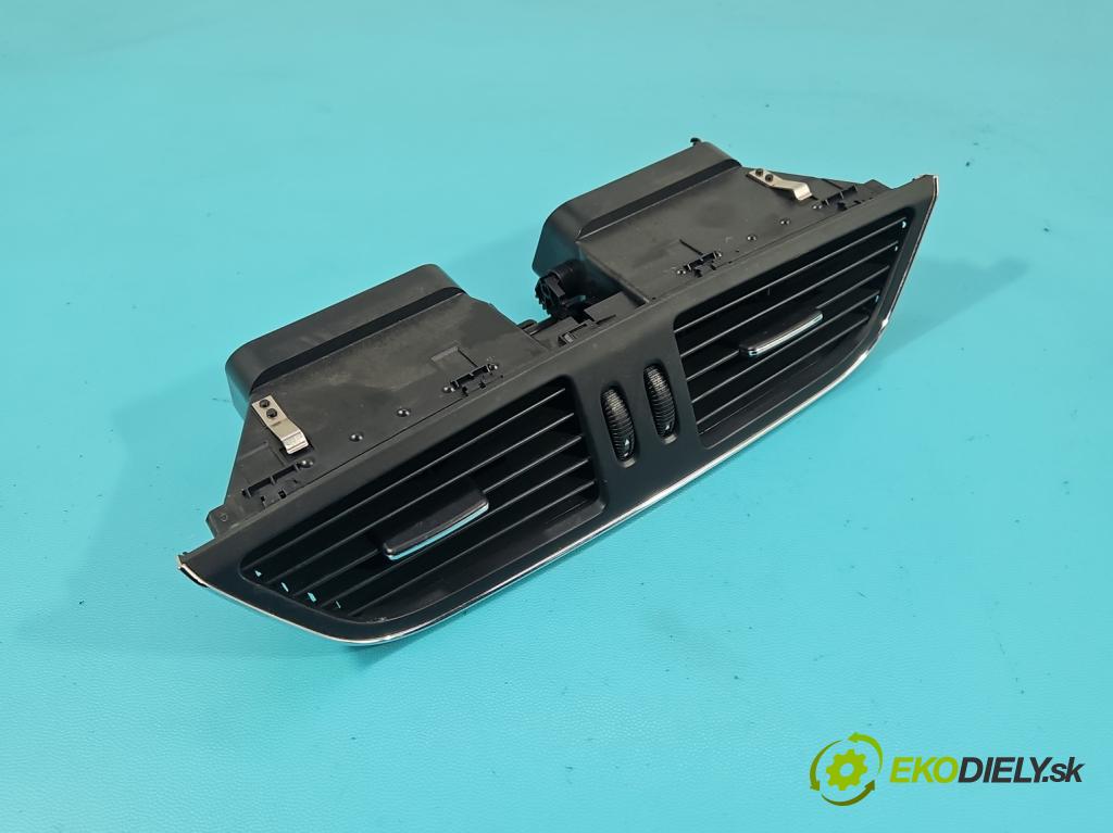 Mercedes CLS I C219 2004-2010 3.5 V6 (272964) 272 HP automatic 200 kW 3498 cm3 4- Mřížka: kúrenia stredová A2198300054 (Mriežka kúrenia (fukár))