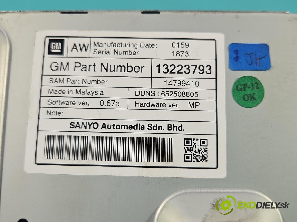 Opel Insignia A 2008-2017 2.0 T 220KM manual 162 kW 1998 cm3 4- Zobrazit: 13223793 (Prístrojová doska)