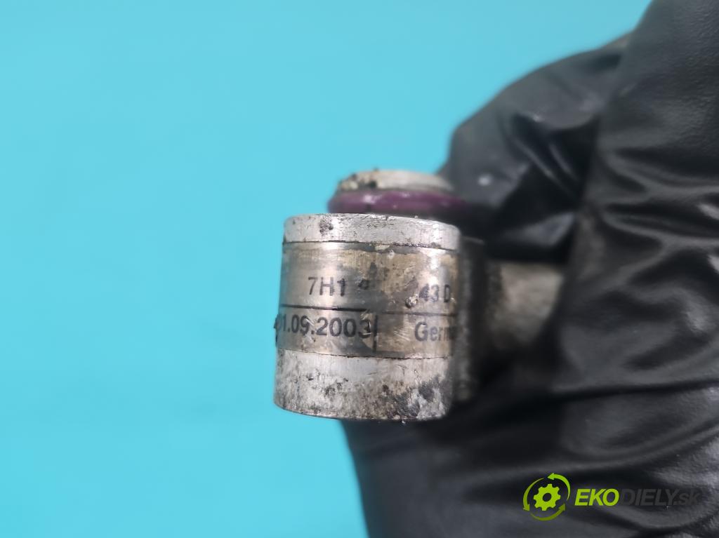 Vw Transporter T5 2003-2015 1.9 tdi 105 HP manual 77 kW 1900 cm3 5- rúrka klimatizácie 7H1820743D