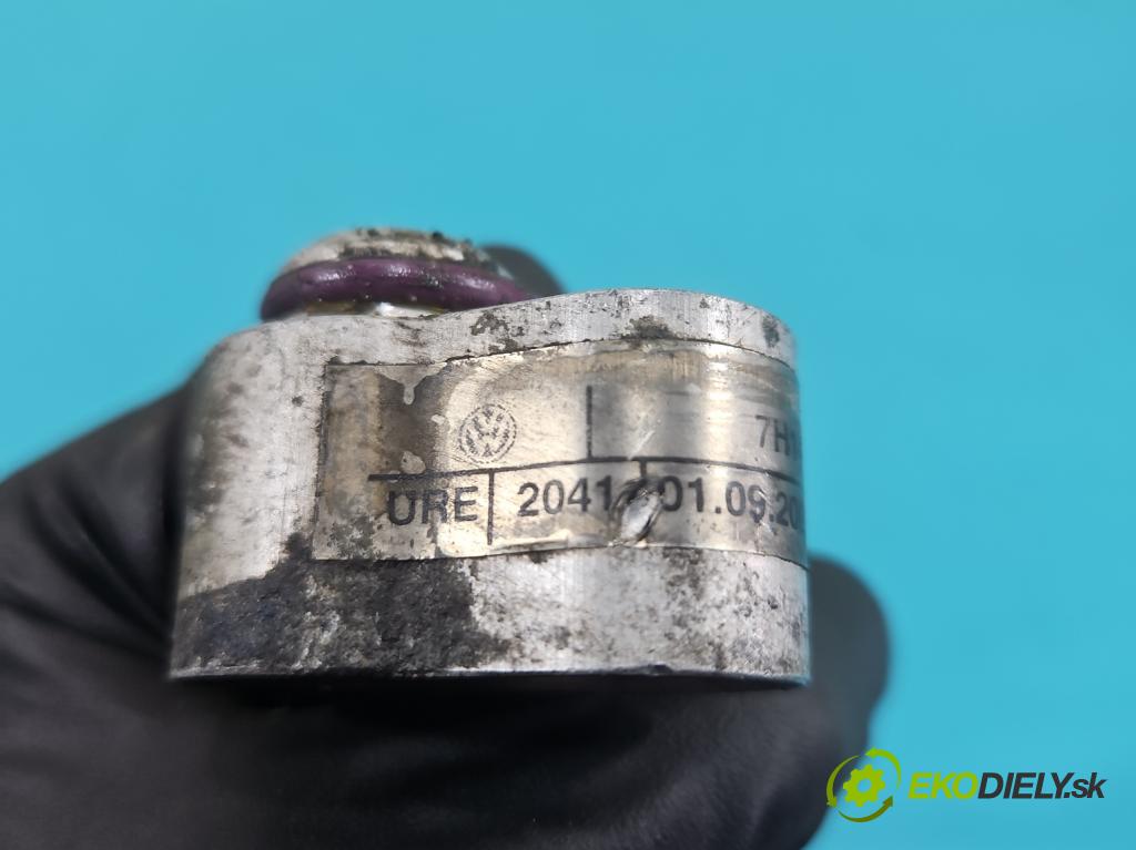 Vw Transporter T5 2003-2015 1.9 tdi 105 HP manual 77 kW 1900 cm3 5- rúrka klimatizácie 7H1820743D