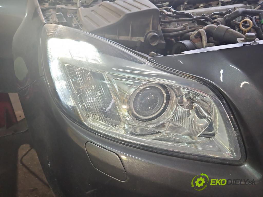 Opel Insignia A 2008-2017 2.0 T 220KM manual 162 kW 1998 cm3 4- Reflektor: pravý 13226793 (Svetlo predné pravé)