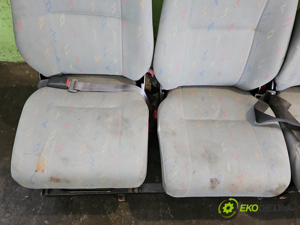 Vw Transporter T5 2003-2015 1.9 tdi 105 HP manual 77 kW 1900 cm3 5- Sedačka zadné ľavý III