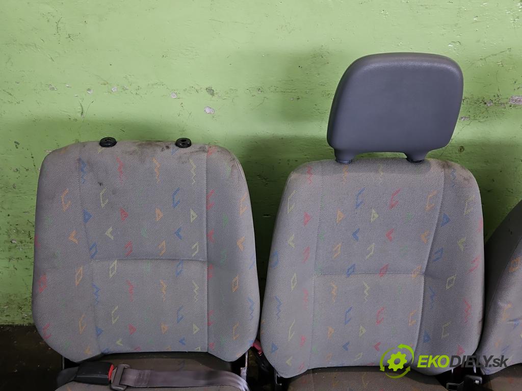 Vw Transporter T5 2003-2015 1.9 tdi 105 HP manual 77 kW 1900 cm3 5- Sedačka zadné ľavý III