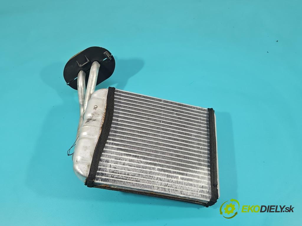 Audi Q7 2005-2015 4.2 V8 FSI automatic 257 kW 4163 cm3 5- radiátor 7H1819121 (Radiátory topení)