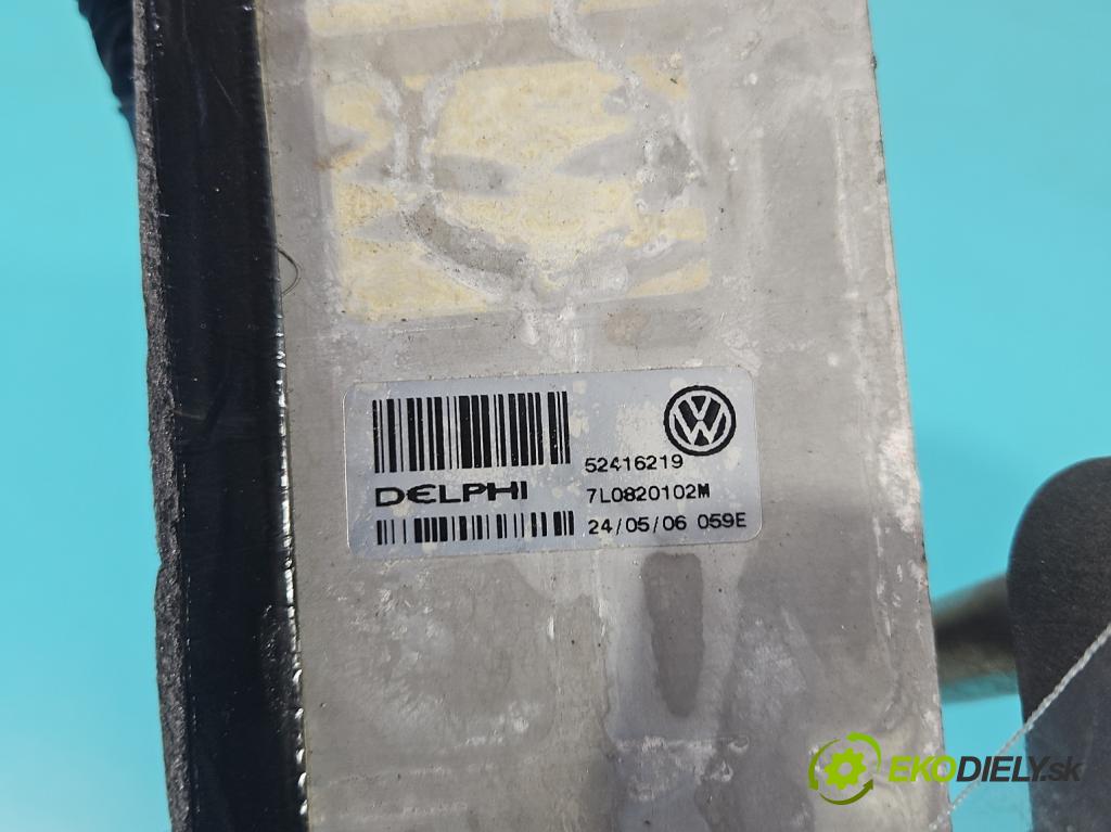 Audi Q7 2005-2015 4.2 V8 FSI automatic 257 kW 4163 cm3 5- radiátor 7L0820102M (Radiátory topení)