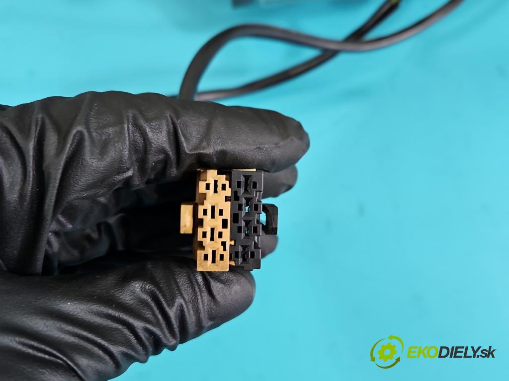 Audi Q7 2005-2015 4.2 V8 FSI automatic 257 kW 4163 cm3 5- Stĺpik volant 7L8419501K (Tyč riadenia (volantu))