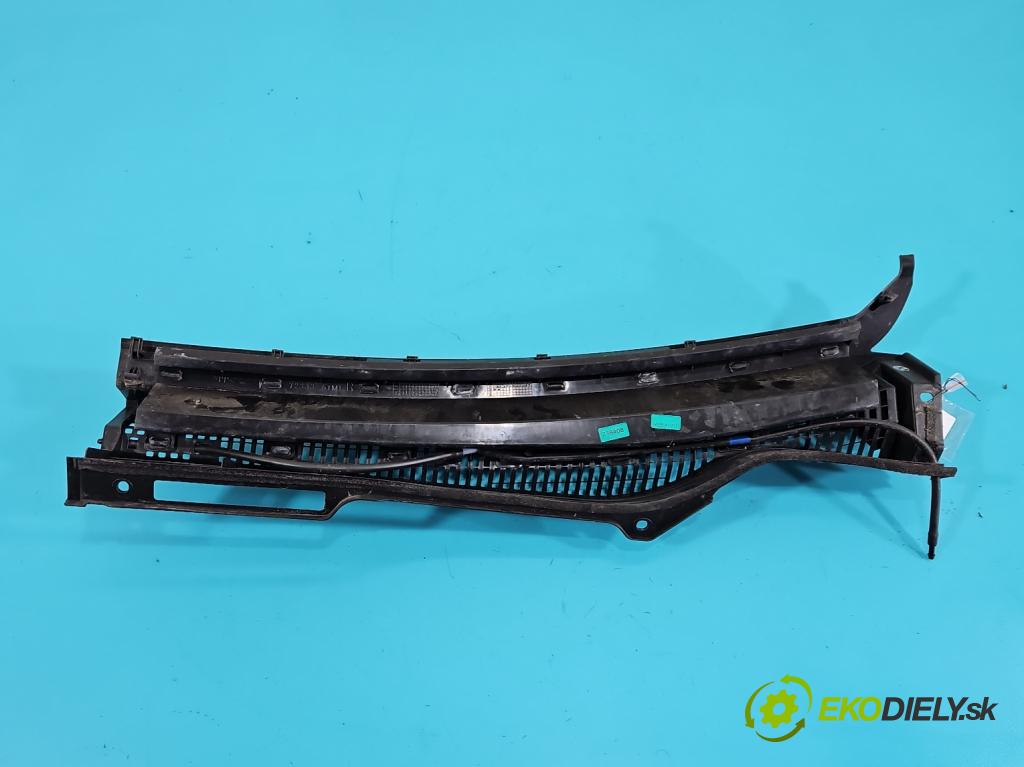 Suzuki SX4 S-Cross 2013-2021 1.4 T 140 HP automatic 103 kW 1373 cm3 5- torpédo 72333-61M1R (Torpédo (plast pod čelným sklom))