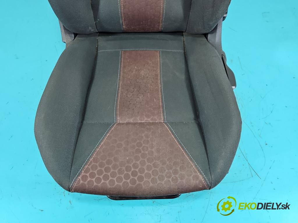 Ford Fiesta Mk7 2008-2017 1.4 tdci 70 HP manual 51,5 kW 1399 cm3 3- Sedačka ľavý  (Sedadlo)