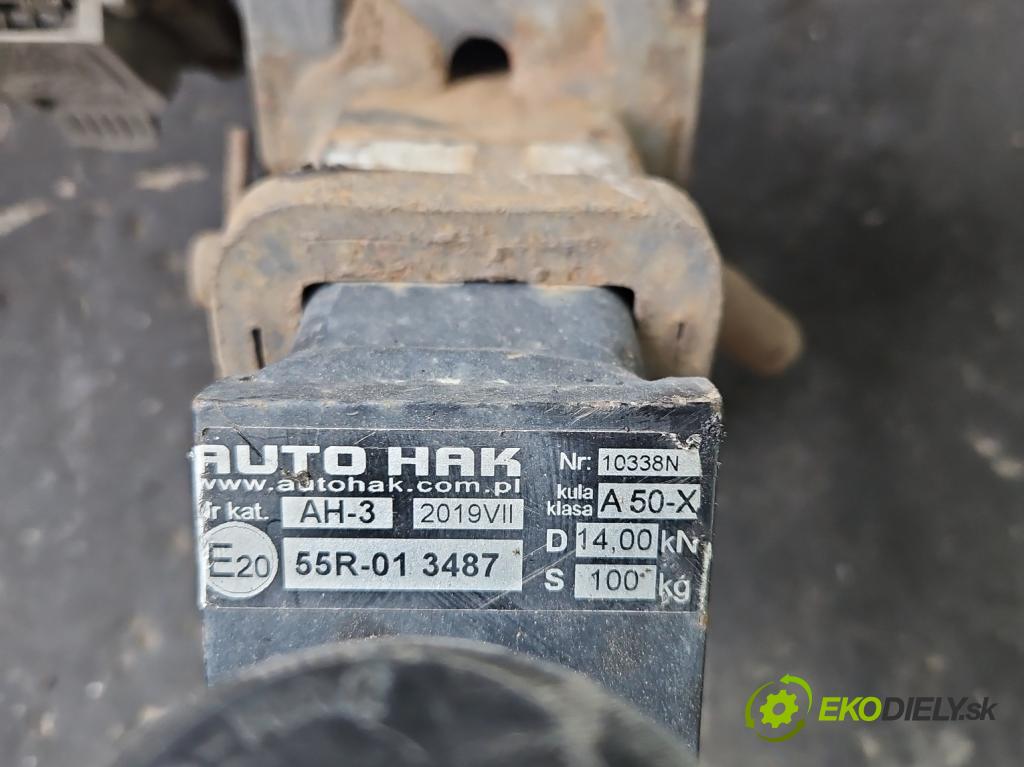 Audi Q7 2005-2015 4.2 V8 FSI automatic 257 kW 4163 cm3 5- Hák: vlečení: 4L0803921B (Ťažné zariadenie)