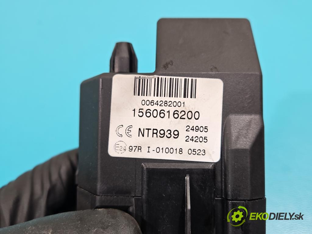 Alfa romeo 159 1.9 jtd 150 HP manual 110 kW 1910 cm3 4- Spínačka 1560616200 (Spínacia skrinka)