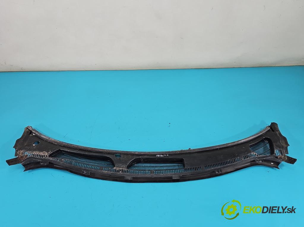 Ford Fiesta Mk7 2008-2017 1.4 tdci 70 HP manual 51,5 kW 1399 cm3 3- torpédo 8A61-A02216-A (Torpédo (plast pod čelným sklom))