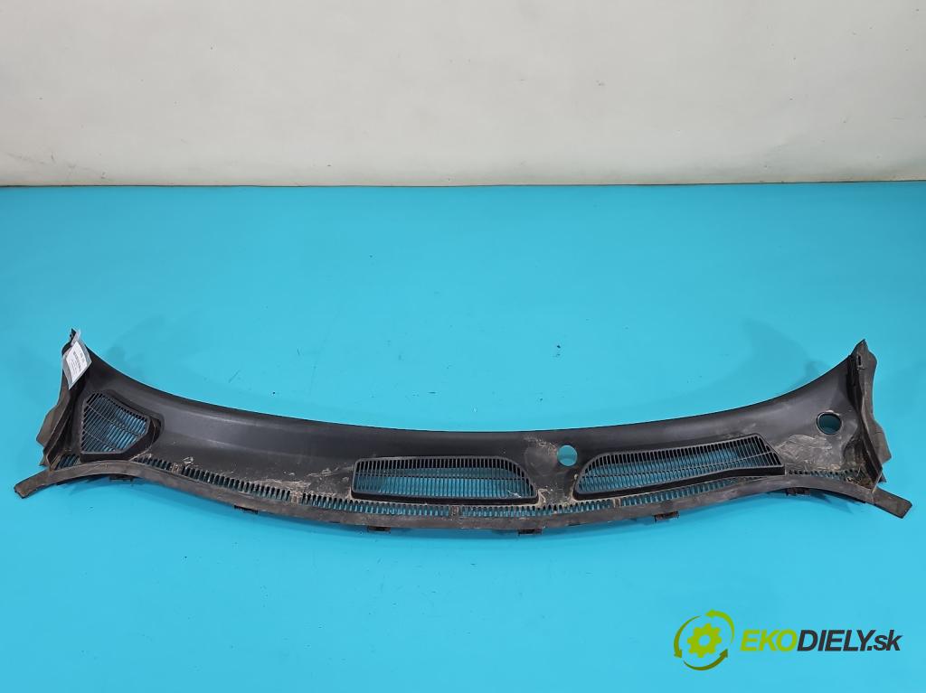 Ford Fiesta Mk7 2008-2017 1.4 tdci 70 HP manual 51,5 kW 1399 cm3 3- torpédo 8A61-A02216-A (Torpédo (plast pod čelným sklom))