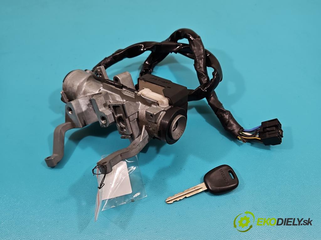 Suzuki Grand Vitara I 1998-2005 2.0 16V 128 HP manual 94 kW 1995 cm3 5- Spínačka  (Spínacia skrinka)