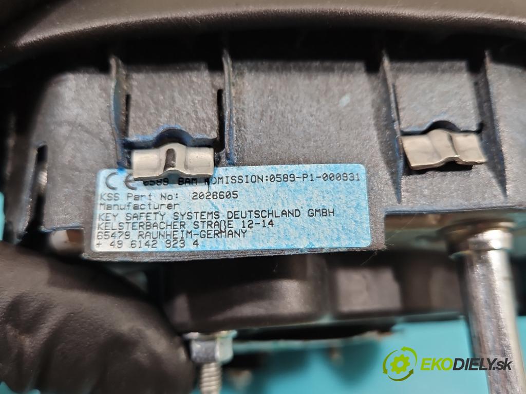 Bmw X3 G01 2017-2024 2.0d 190 HP automatic 140 kW 1995 cm3 5- airbag vzduch: Řidiči: 18702411 (Airbag)