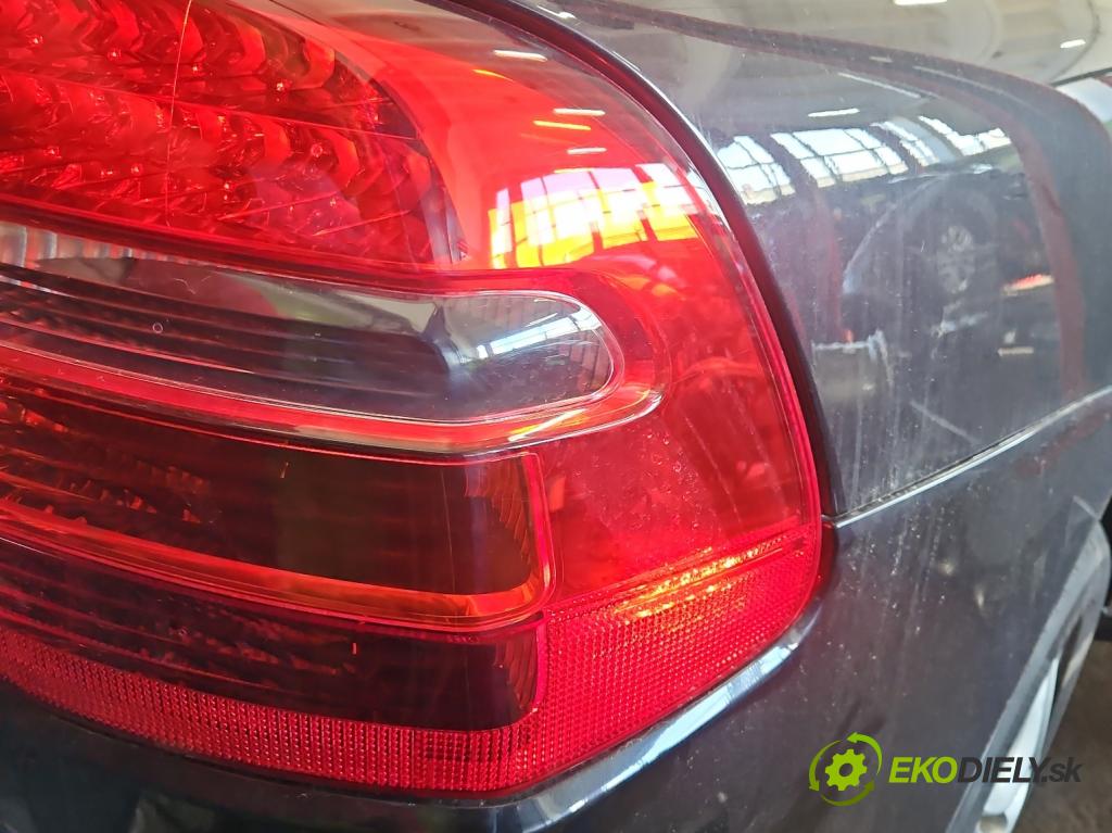 Porsche Cayenne I 2002-2010  manual 213 kW 3598 cm3 5- světlo zadní pravé 7L5945208 (Klika dveří ostatní)