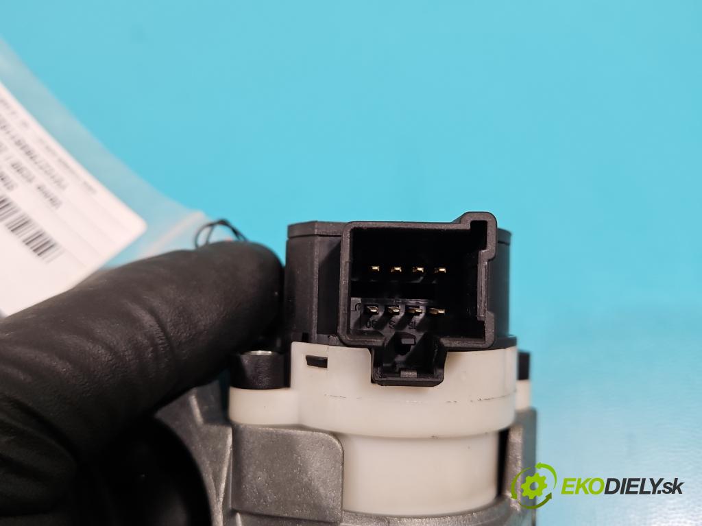 Volvo XC90 I 2002-2014 2.4 D5 (D5244T) 163 HP manual 120 kW 2401 cm3 5- Spínačka  (Spínacia skrinka)