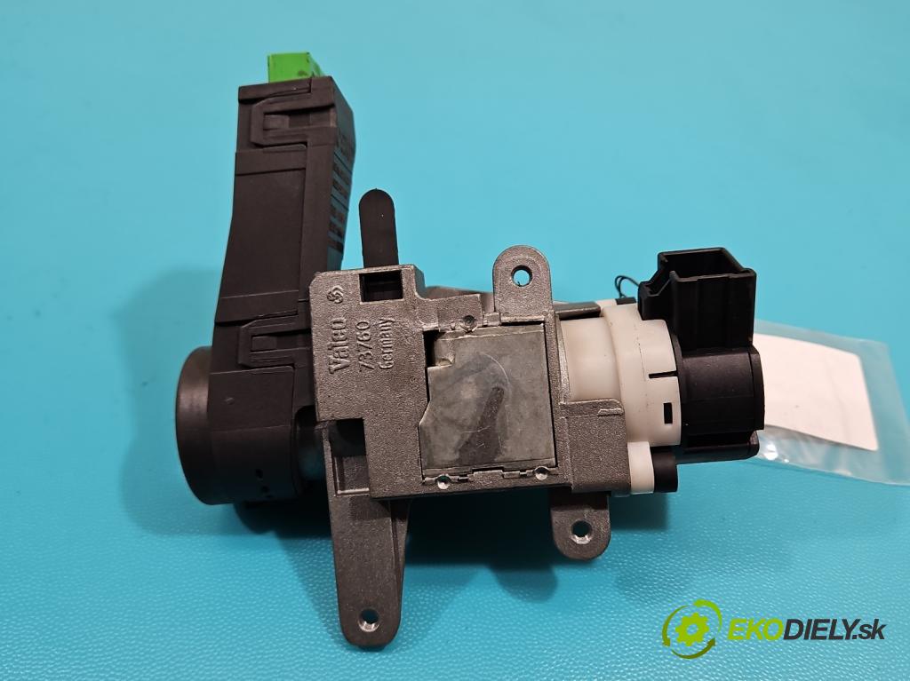 Volvo XC90 I 2002-2014 2.4 D5 (D5244T) 163 HP manual 120 kW 2401 cm3 5- Spínačka  (Spínacia skrinka)