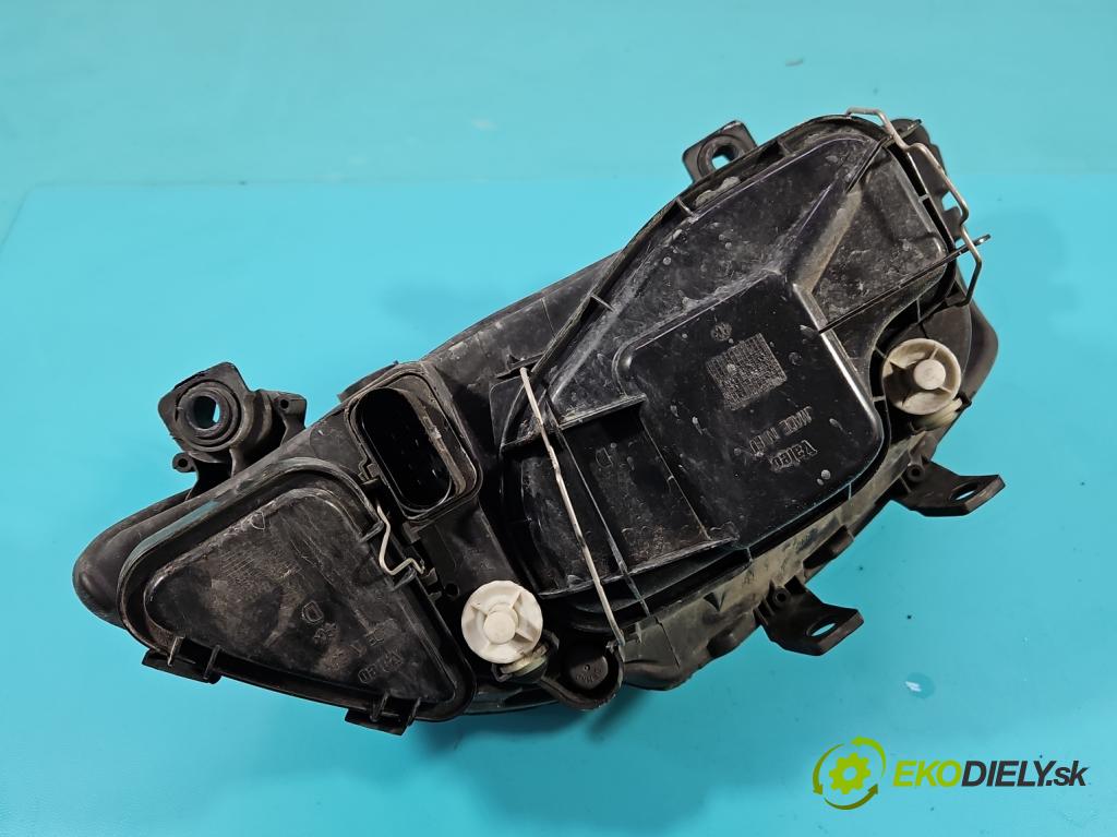 Seat Ibiza III 6L 2002-2008 1.4 16V 75 HP manual 55 kW 1390 cm3 5- Reflektor: pravý 6L1941006E (Svetlo predné pravé)