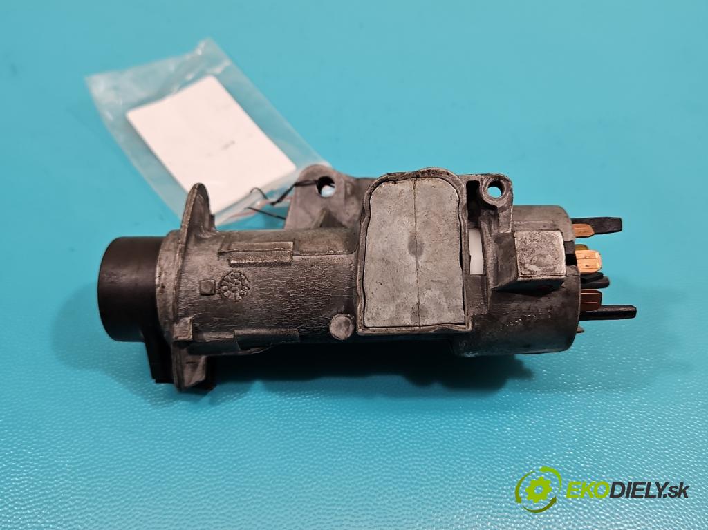 Seat Ibiza III 6L 2002-2008 1.4 16V 75 HP manual 55 kW 1390 cm3 5- Spínačka  (Spínacia skrinka)