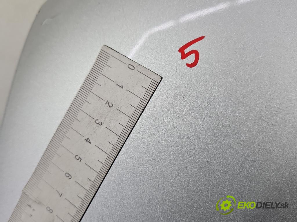 Alfa romeo 159 1.9 jtd 150 HP manual 110 kW 1910 cm3 4- kapota predná