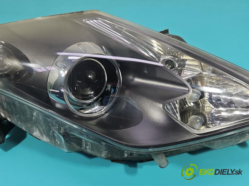Renault Laguna III 2007-2015 2.0 dci 150 HP manual 110 kW 1995 cm3 2- Reflektor: pravý 260109060R (Svetlo predné pravé)