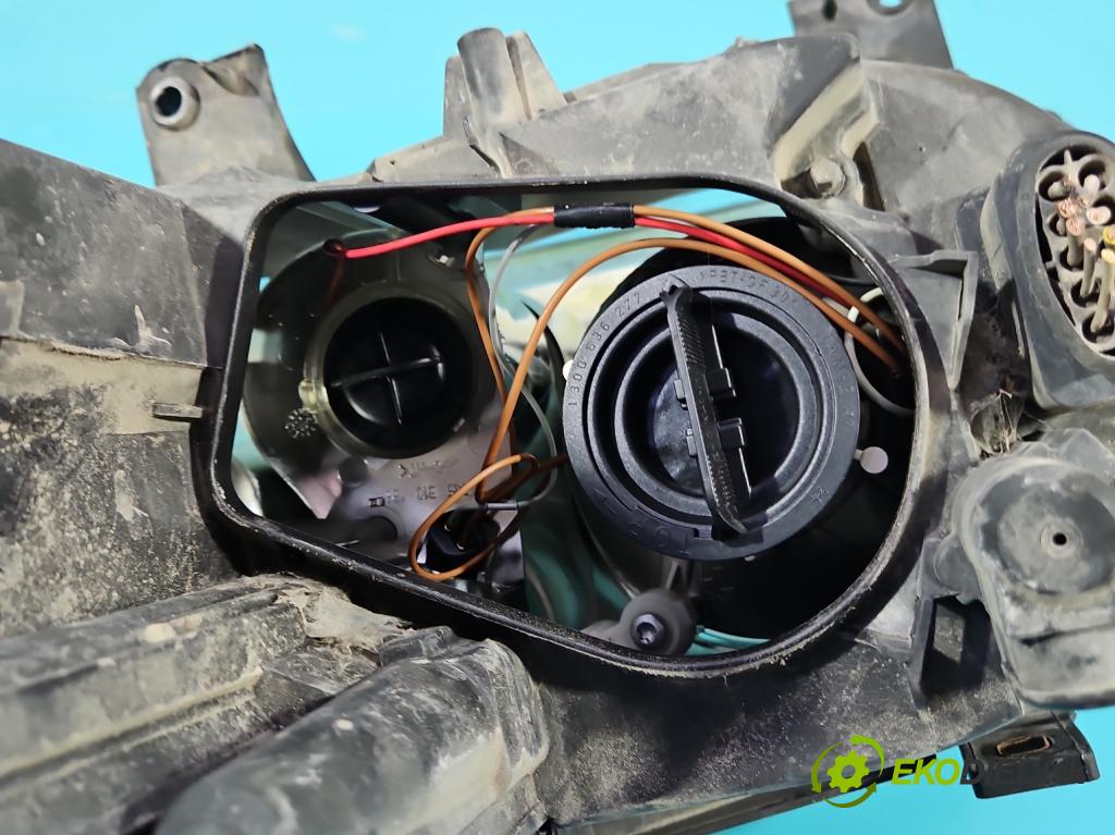 Vw Touran I 2003-2015 2.0 tdi 136 HP manual 100 kW 1968 cm3 5- Reflektor: pravý 1T0941006D (Svetlo predné pravé)