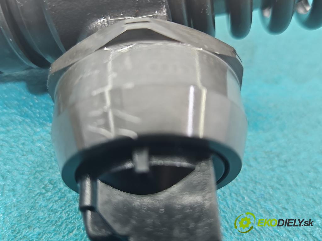 Audi A4 B6 2000-2004 1.9 tdi 131 HP manual 96 kW 1896 cm3 5- vstrekovacie čerpadlo 0414720214 (Vstrekovač paliva)