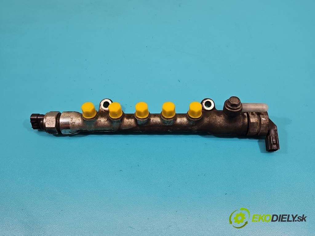 Mazda CX-5 I 2012-2017 2.2d 150 HP automatic 110 kW 2199 cm3 5- lišta vstrekovacia 03Q15404 (Vstrekovacia lišta)