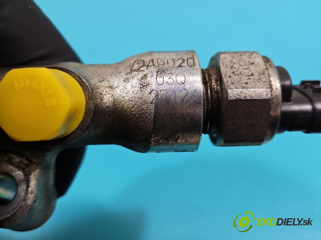 Mazda CX-5 I 2012-2017 2.2d 150 HP automatic 110 kW 2199 cm3 5- lišta vstrekovacia 03Q15404 (Vstrekovacia lišta)