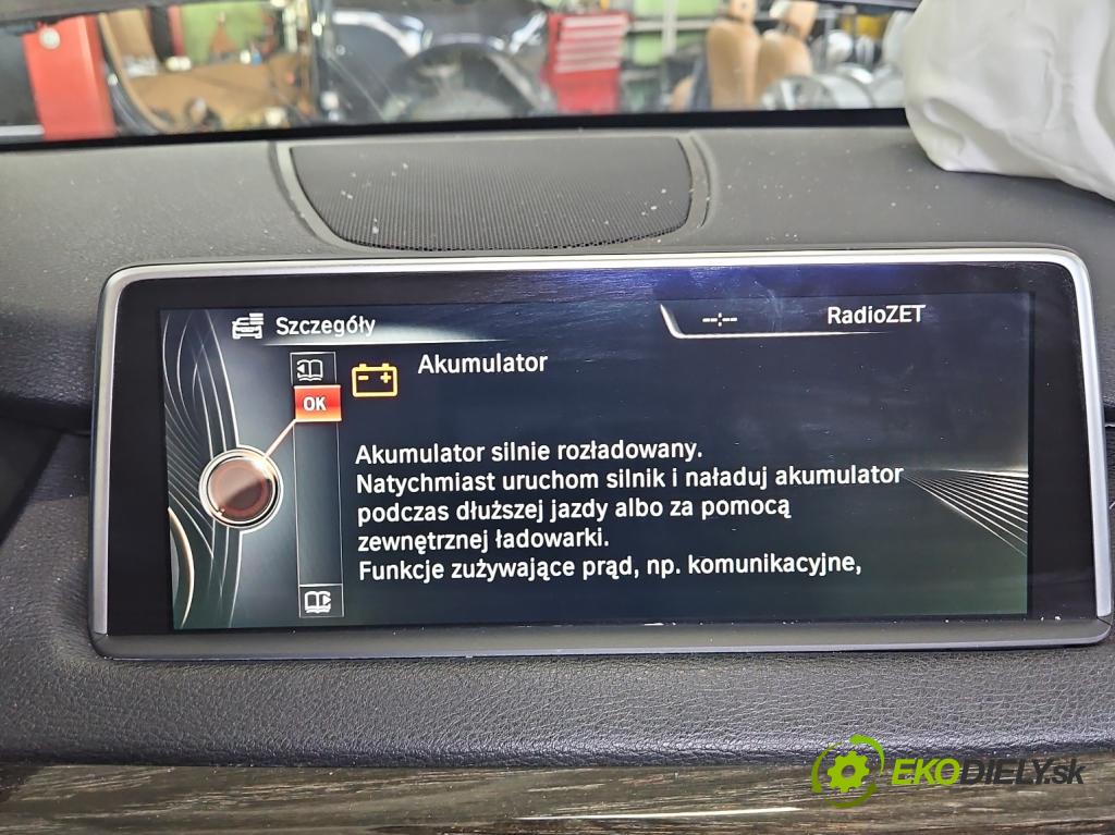 Bmw X5 F15 2013-2018 3.0 306KM automatic 225 kW 2979 cm3 5- Zobrazit: 9296939 (Prístrojová doska)