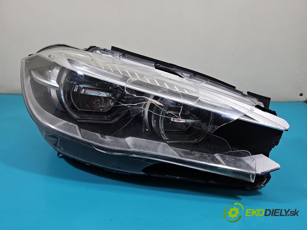 Bmw X5 F15 2013-2018 3.0 T N55 306KM automatic 225 kW 2979 cm3 5- Reflektor: pravý 7290070 (Svetlo predné pravé)