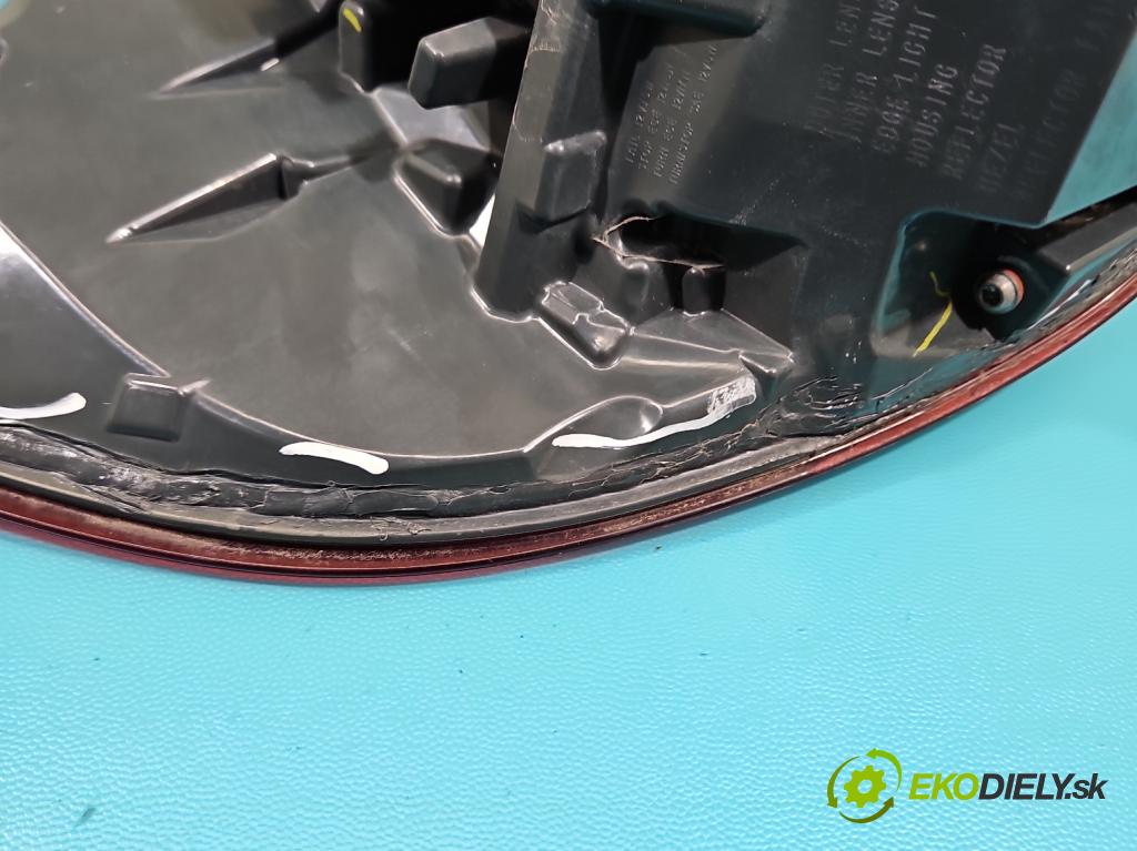 Bmw X5 F15 2013-2018 3.0 T N55 306KM automatic 225 kW 2979 cm3 5- svetlo / reflektor zadné pravé 7290104 (Kľučka dverí ostatné)