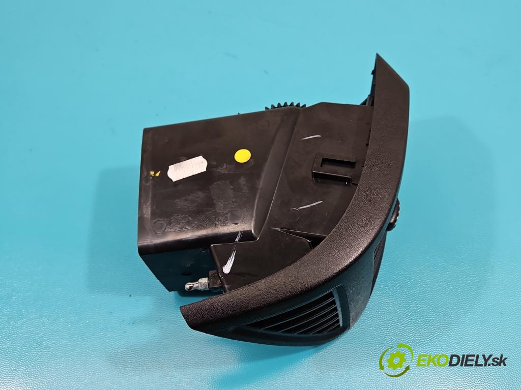 Fiat Ducato IV 2014- 2.3 jtd 177 hp manual 130 kW 2287 cm3 5- Mřížka: topení medián: 385800 (Mřížka topení)