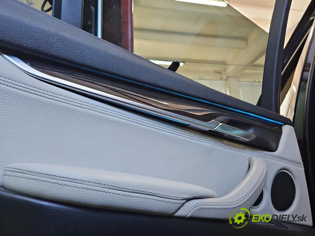 Bmw X5 F15 2013-2018 3.0 T N55 306KM automatic 225 kW 2979 cm3 5- Tapacír: dveře zadní levé 7292103