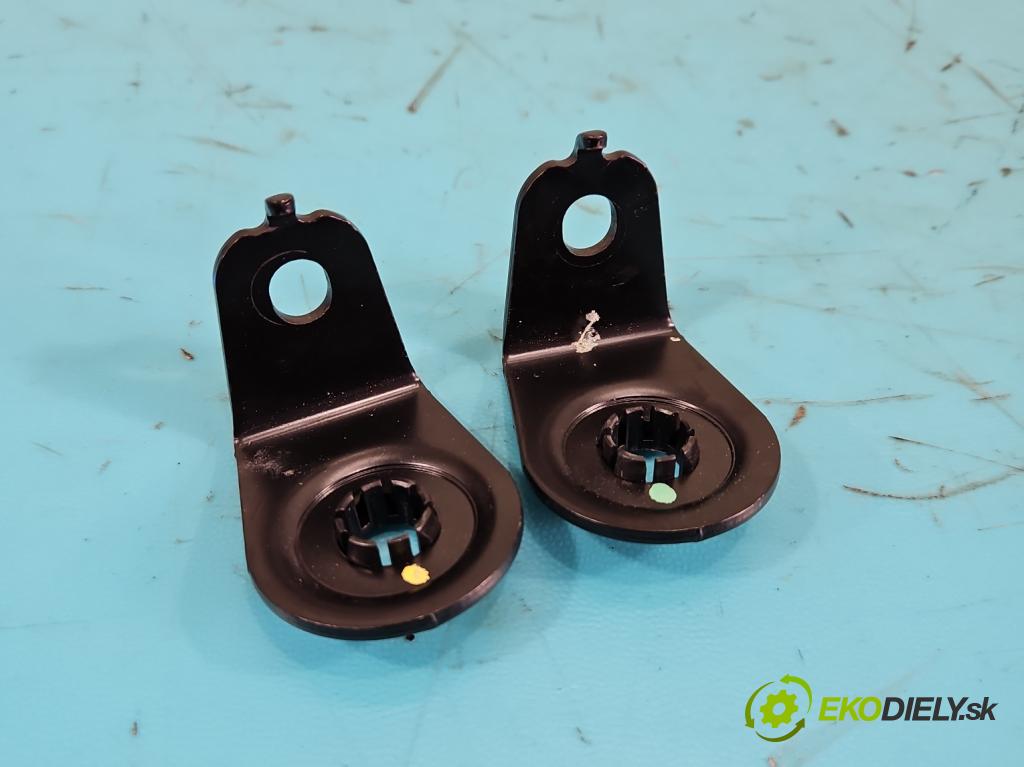 Suzuki SX4 S-Cross 2013-2021 1.4 T 140 HP automatic 103 kW 1373 cm3 5- Pohovka: zadné  (Sedadlo)