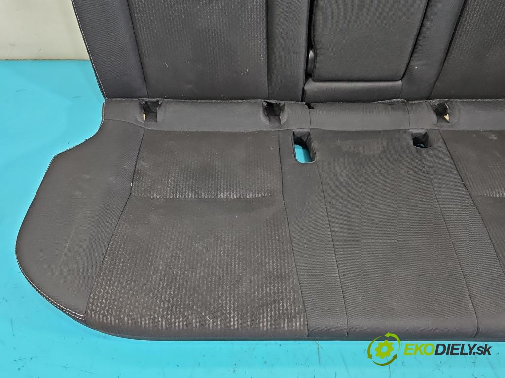 Suzuki SX4 S-Cross 2013-2021 1.4 T 140 HP automatic 103 kW 1373 cm3 5- Pohovka: zadné  (Sedadlo)