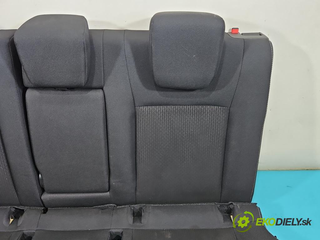Suzuki SX4 S-Cross 2013-2021 1.4 T 140 HP automatic 103 kW 1373 cm3 5- Pohovka: zadné  (Sedadlo)