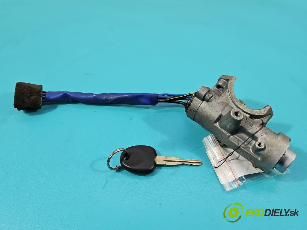 Hyundai Atos 1.0 55 HP manual 40,4 kW 999 cm3 5- Spínačka  (Spínacia skrinka)