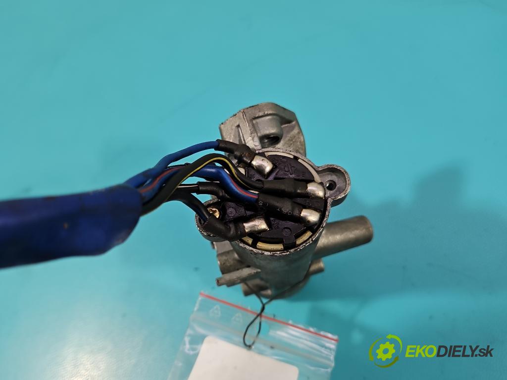 Hyundai Atos 1.0 55 HP manual 40,4 kW 999 cm3 5- Spínačka (Spínacia skrinka)