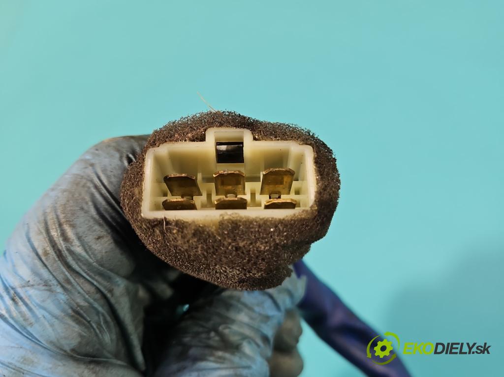 Hyundai Atos 1.0 55 HP manual 40,4 kW 999 cm3 5- Spínačka (Spínacia skrinka)