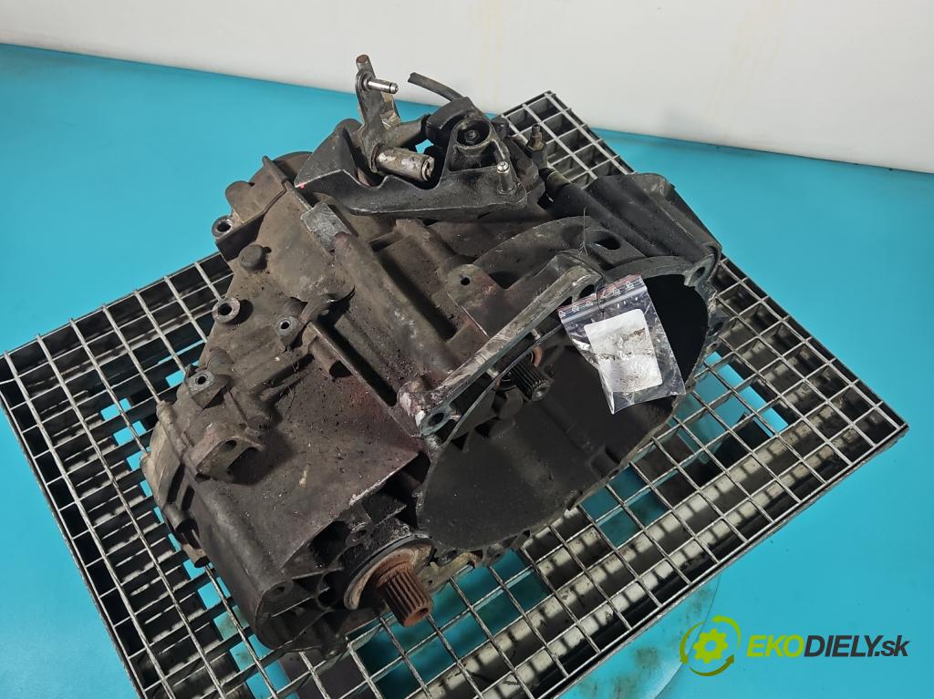 Vw Touran I 2003-2015 2.0 tdi 136 HP manual 100 kW 1968 cm3 5- prevodovka stupeň,rýchlosť manual GNE