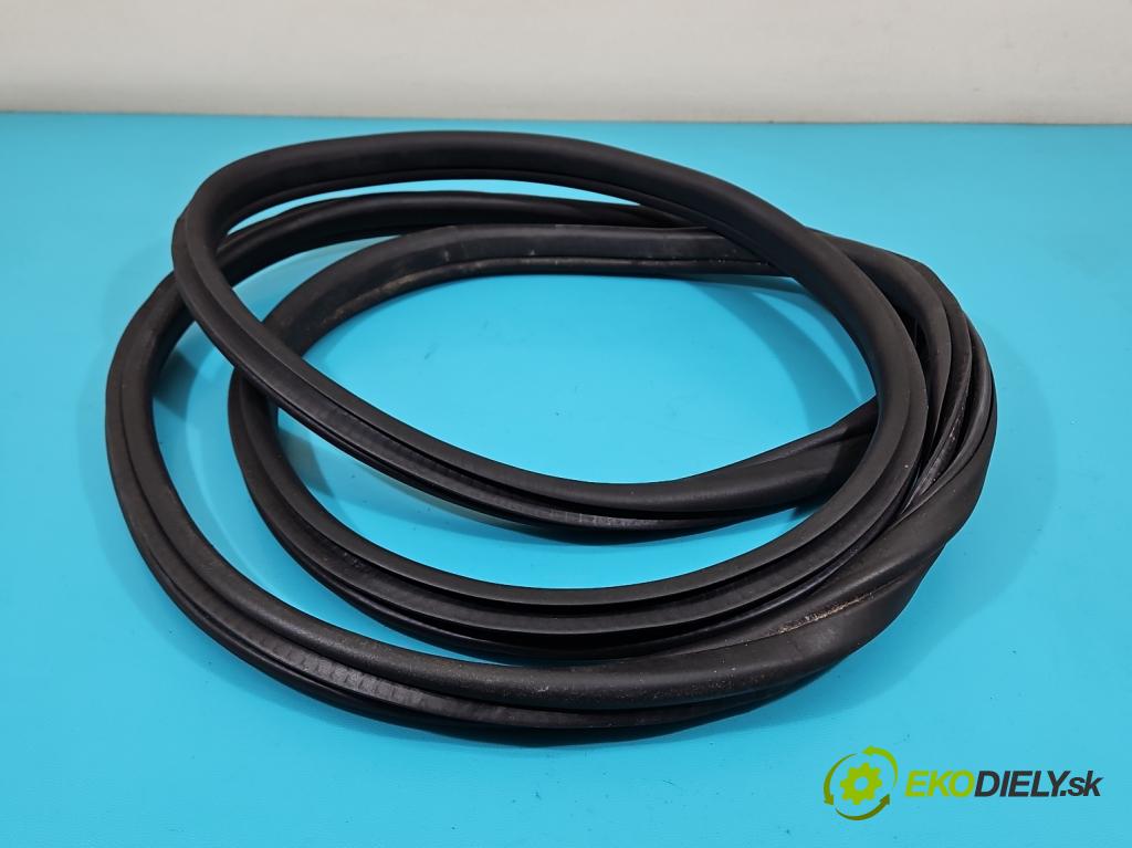 Bmw X3 G01 2017-2024 2.0d 190 hp automatic 140 kW 1995 cm3 5- Těsnění: dveře zadní levé 7393449 (Ostatní)