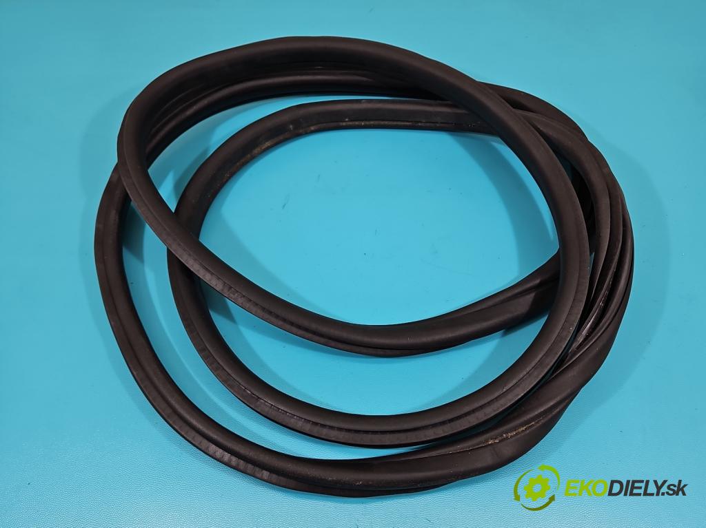 Bmw X3 G01 2017-2024 2.0d 190 hp automatic 140 kW 1995 cm3 5- Těsnění: dveře zadní levé 7393449 (Ostatní)