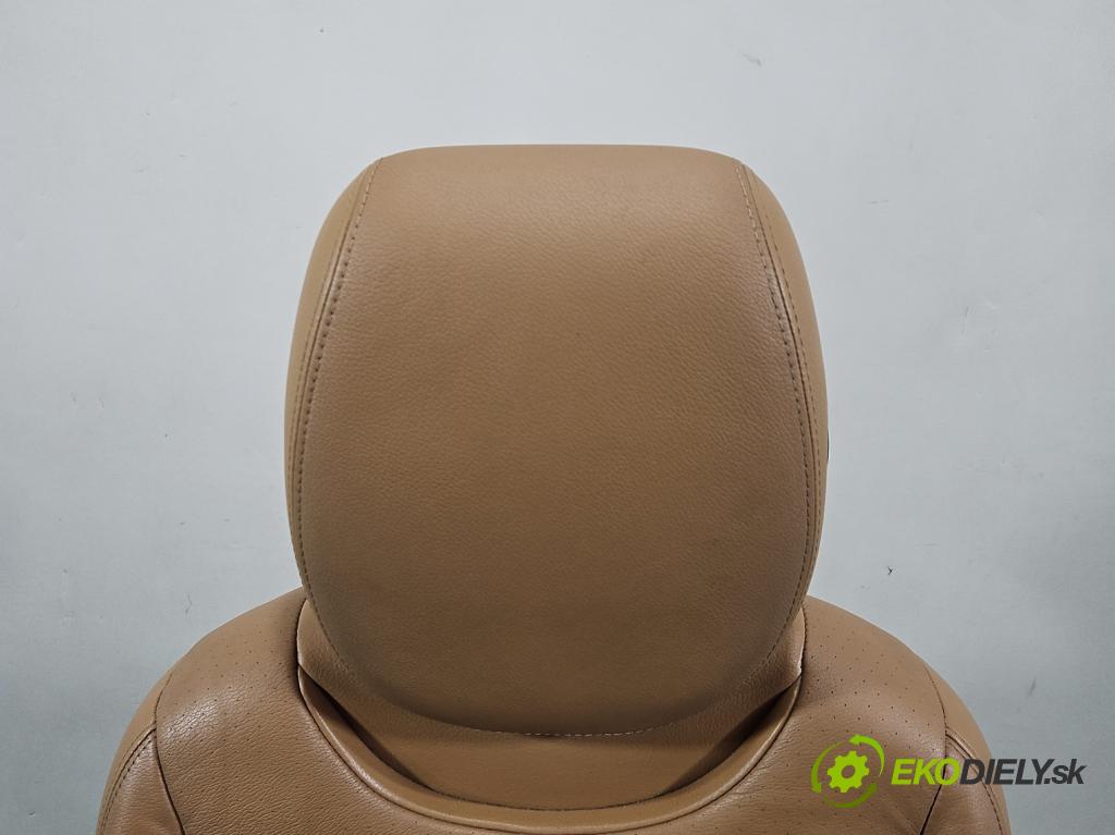 Porsche Cayenne I 2002-2010 3.6 V6 manual 213 kW 3598 cm3 5- Sedačka ľavý  (Sedadlo)