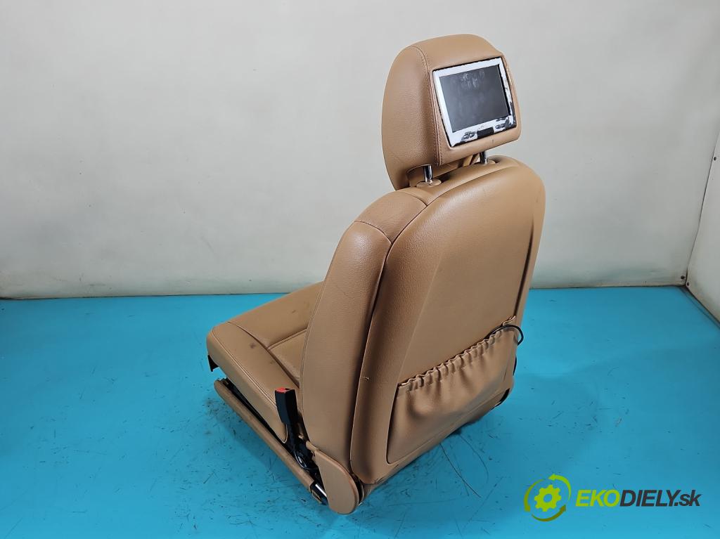 Porsche Cayenne I 2002-2010 3.6 V6 manual 213 kW 3598 cm3 5- Sedačka pravý  (Sedadlo)