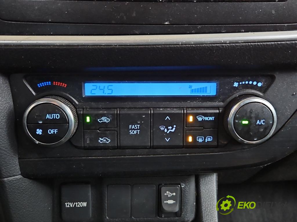 Toyota Auris II 2012-2018 1.6 16V 132  HP manual 97 kW 1598 cm3 5- panel kúrenia 75F542