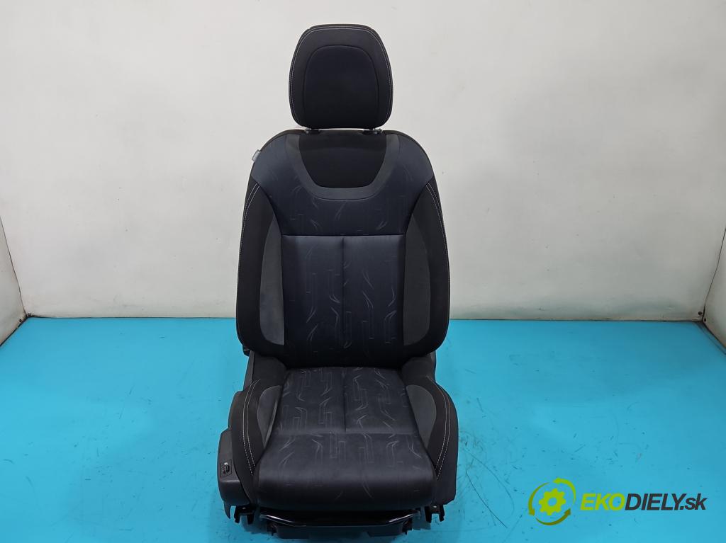 Citroen C4 II 2010-2017 1.6 16V 120 HP manual 88 kW 1598 cm3 5- Sedačka pravý  (Sedadlo)