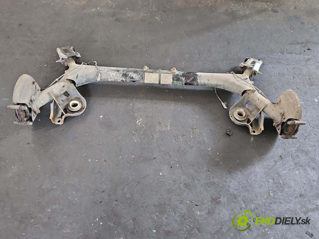 Citroen C4 II 2010-2017 1.6 16V 120 hp manual 88 kW 1598 cm3 5- zadní výztuha  (Výztuhy zadní)